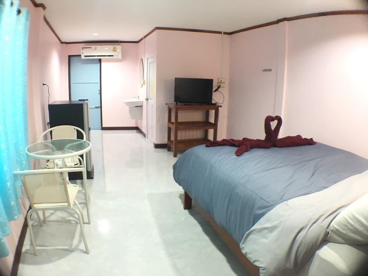 Smile Resort Ban Phai Cham Sin Екстер'єр фото